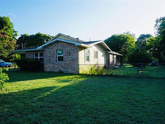 4th image of 2101 Avenue D