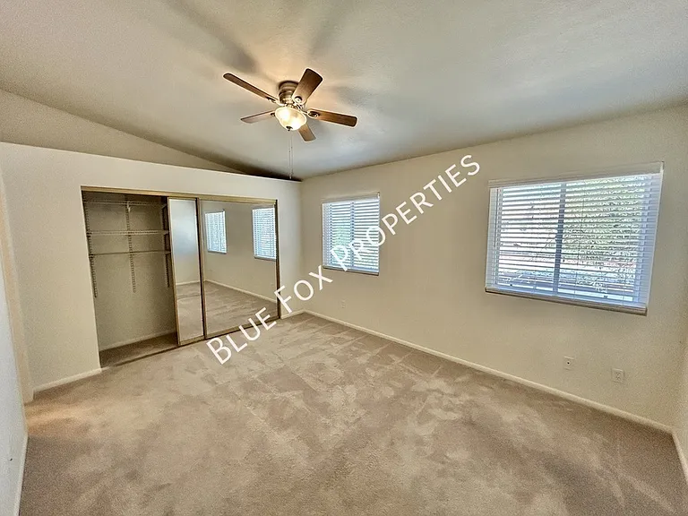 2688 W Avenida Azahar — Photo 16