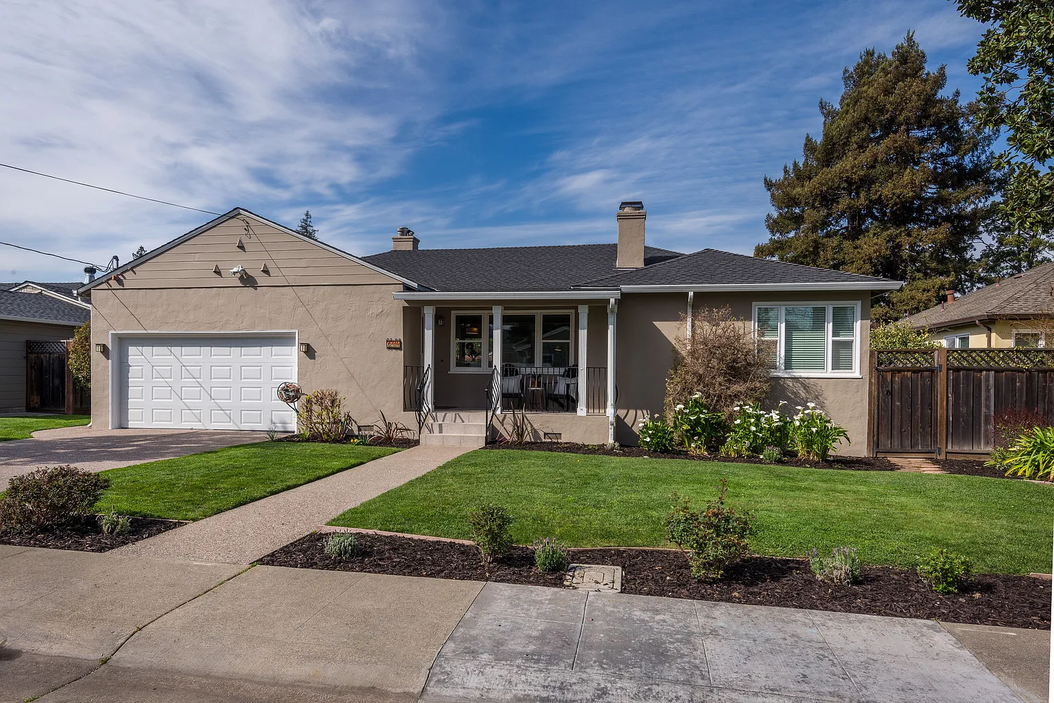 144 30th Ave photo 1