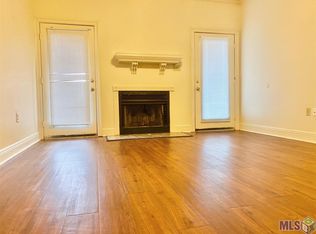 8132 Bayou Fountain Ave APT B, Baton Rouge, LA 70820