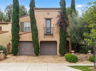26 Secret Gdn, Irvine, CA 92620