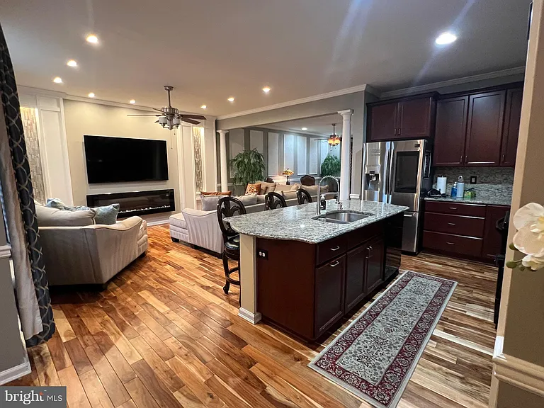 1116 S Olmsted Pkwy — Photo 14