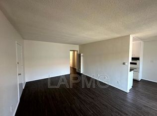121 N Hillcrest Blvd APT 10, Inglewood, CA 90301