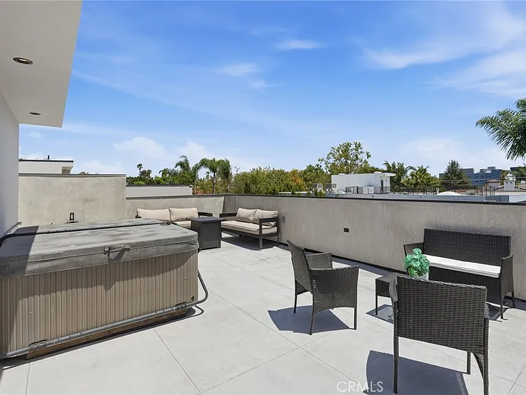 425 N Alfred St #2 — Photo 19