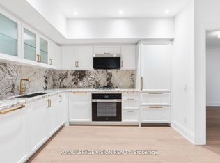505 W Glencairn Ave #222, Toronto, ON M6B 2B1