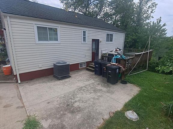 4th image of 6704 Hamilton St