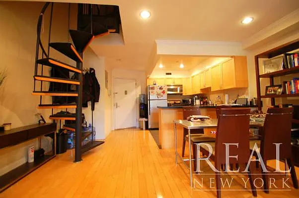 Rented by REAL New York | media 10