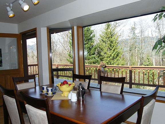 Eating area in kitchen w/view looking north, east and south