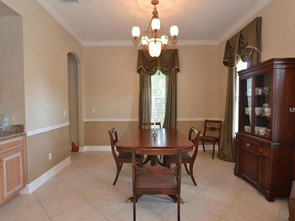 5th image of 216 Eastpark Dr
