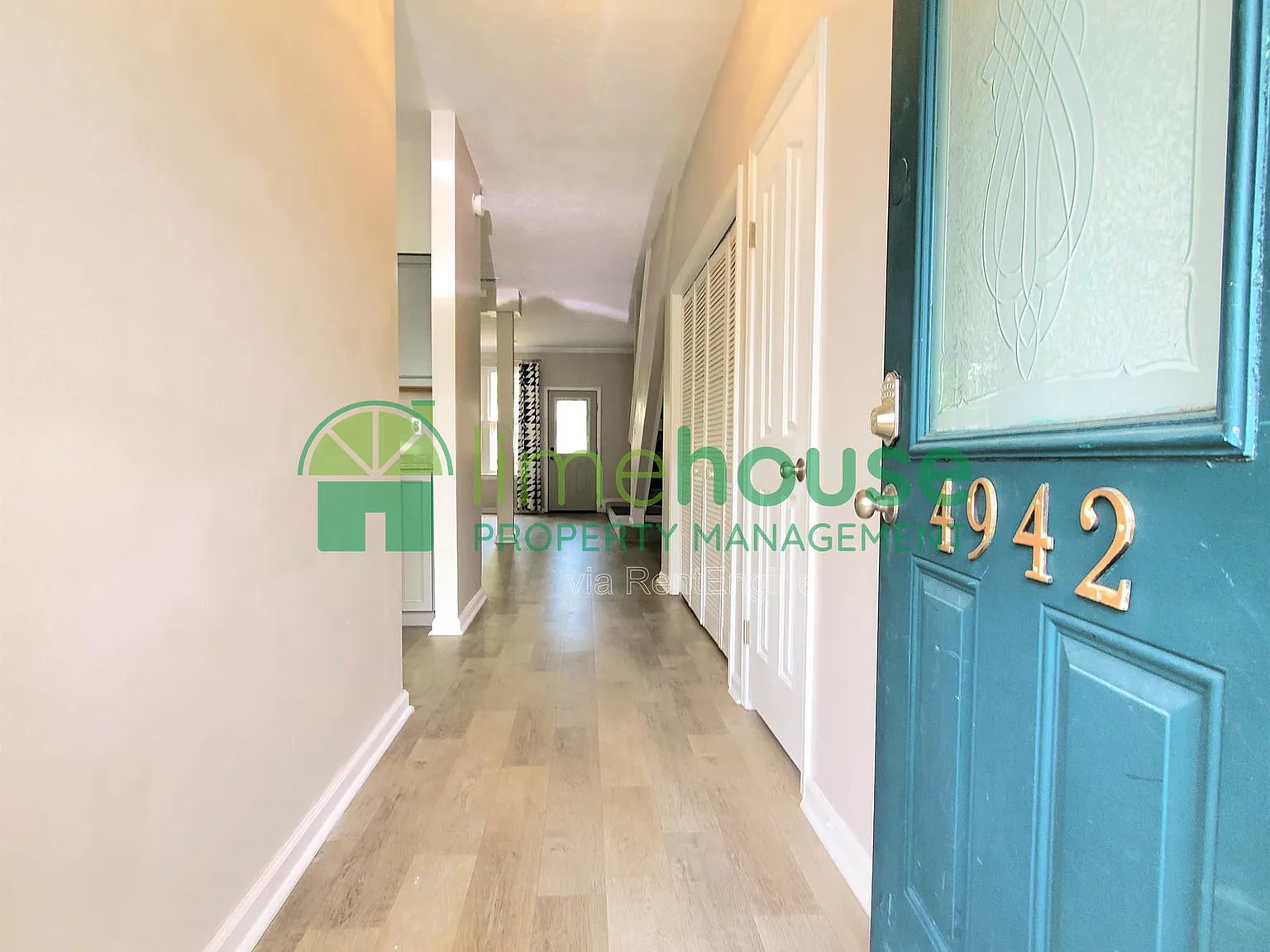 3 bed, 2.5 bath, 1676 sqft, $2,275 — Photo 3