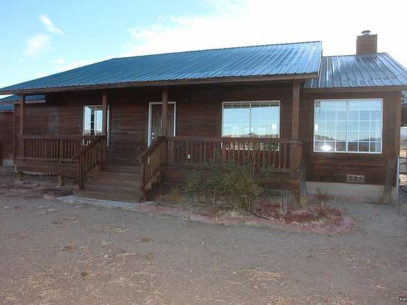 2nd image of 1629 Carlson Dr