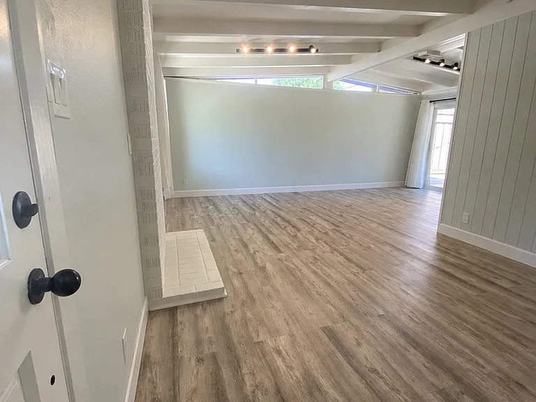 3380 Granada Ave — Photo 4