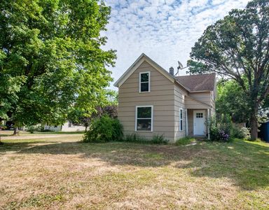 614 Springen Ave, Fergus Falls, MN, 56537