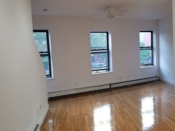 3rd image of 577 Washington Ave #Aa2
