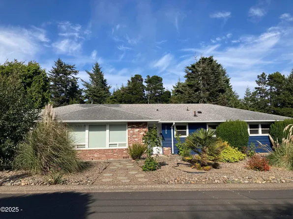 255 SE Penter Ln, Newport, OR 97365