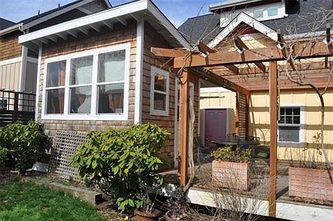 4th image of 9764 NE Kitsap St