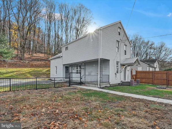 295 Chestnut St, Pottsville, PA 17901