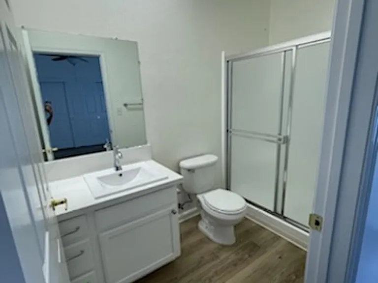 2219 Cullen Ct — Photo 6