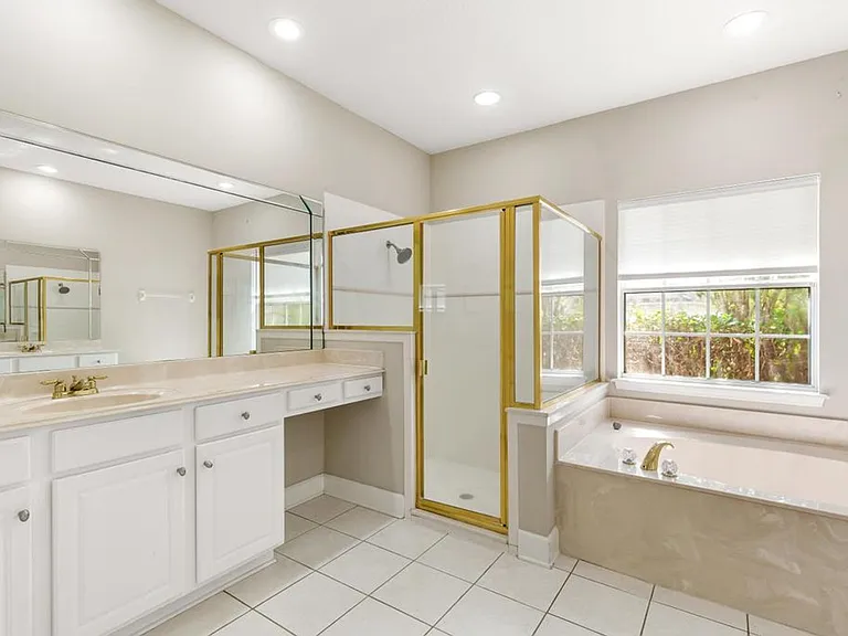 337 S Mill View Way — Photo 32