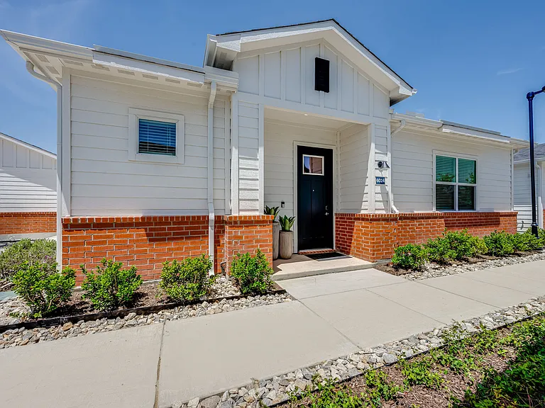 Yardly Stoneridge — Photo 8