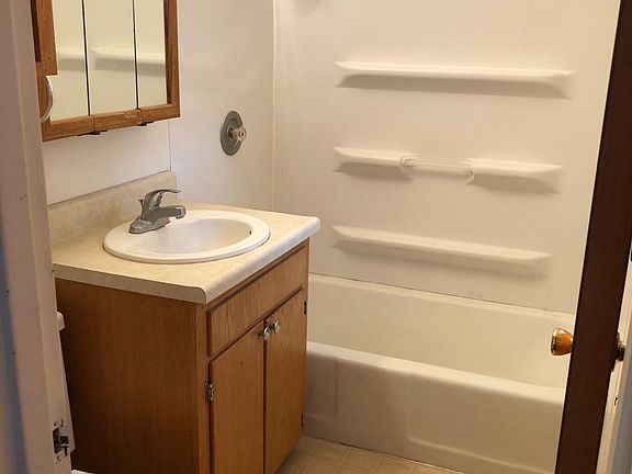 2nd image of 1207 E St APT 1