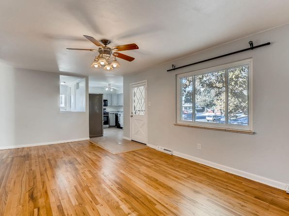 1590 S Dale Ct