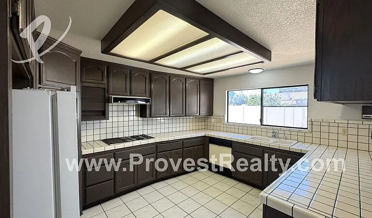 13000 Norfolk Ln — Photo 10