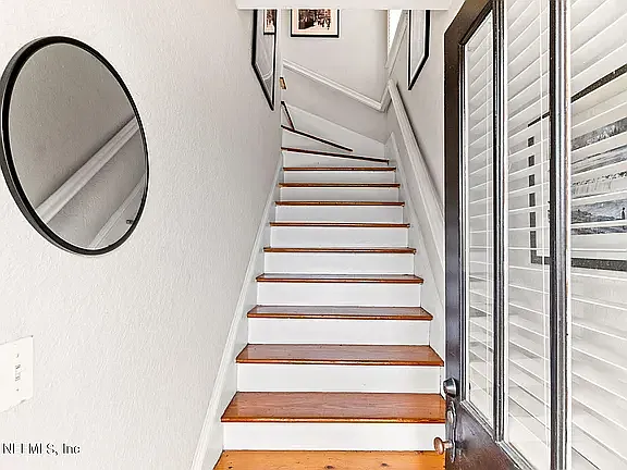 2973 Herschel St — Photo 5