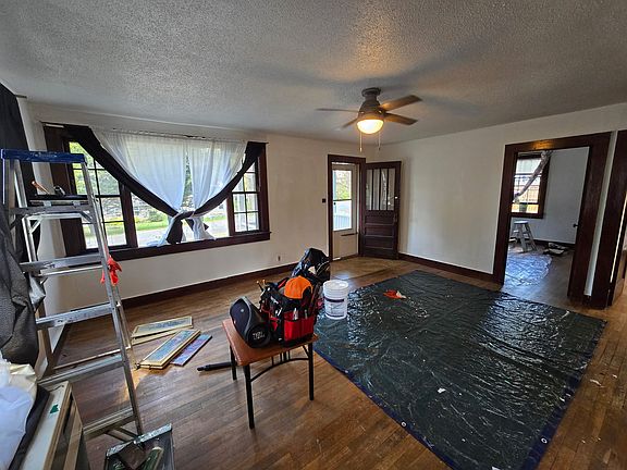5th image of 807 Ashley Ln