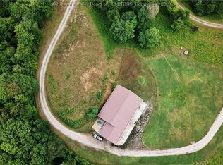 195 Four Mile Rd, Charleston, WV 25312