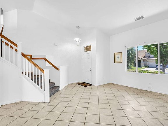 5th image of 4819 Moraga Ln