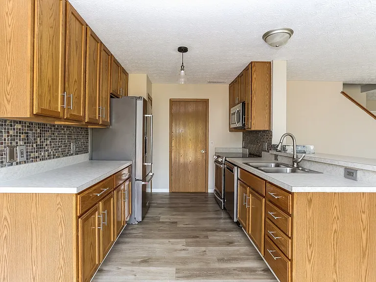 6862 Spring Bloom Dr — Photo 8