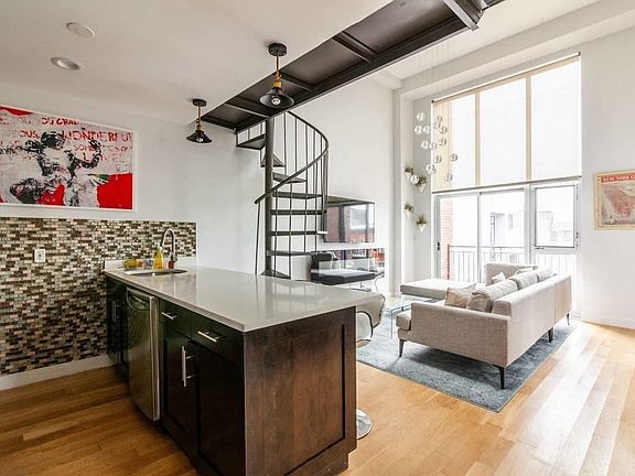 2nd image of 153 Manhattan Ave APT 4B