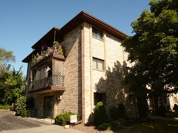 10912 S Central Ave, Chicago Ridge, IL 60415