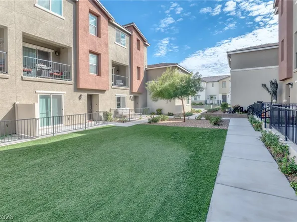 2821 Montage Sun Rd #4, Las Vegas, NV 89183