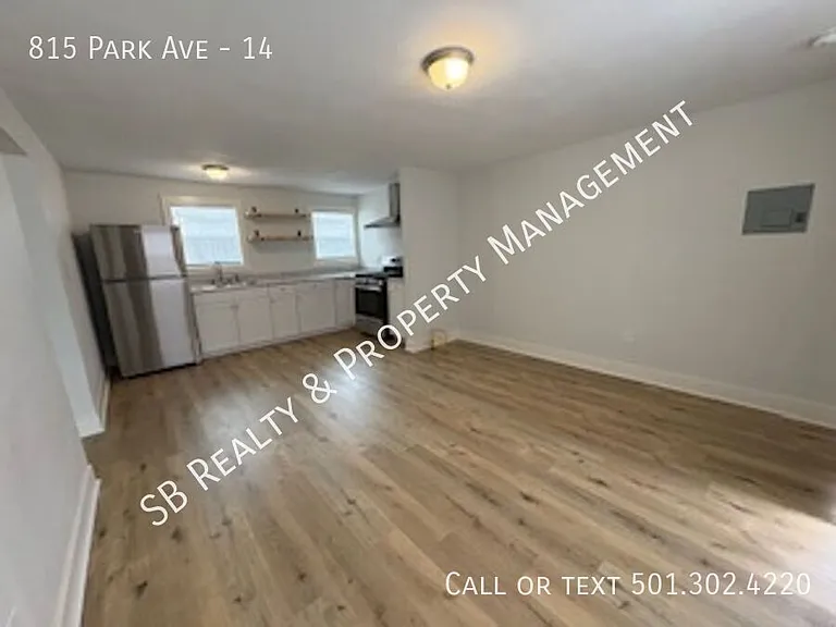 815 Park Ave #14 — Photo 5