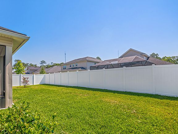 4th image of 2981 Sanford Dr