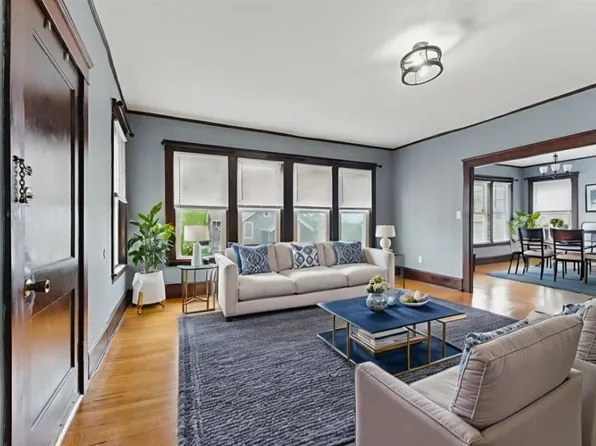 466 Locust St #2, Fall River, MA 02720