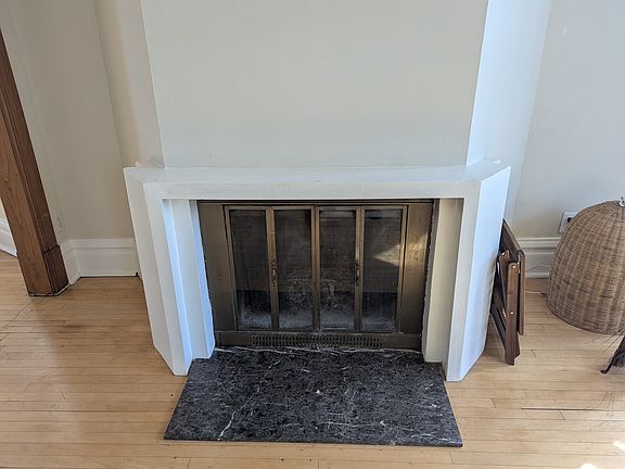 5th image of 2529 N Francisco Ave #2