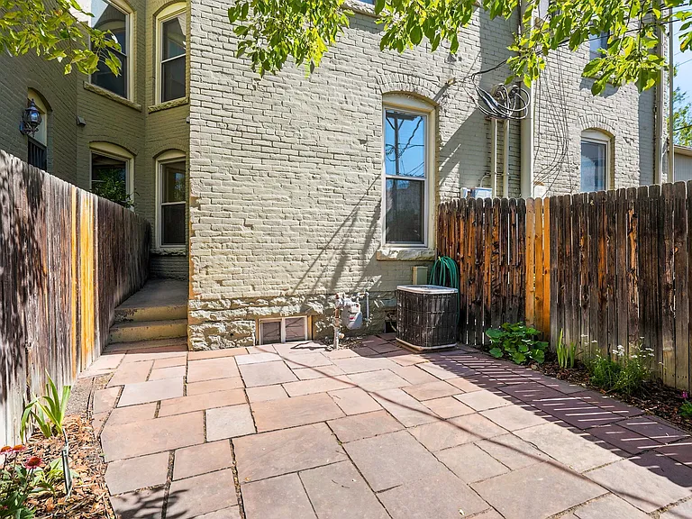 912 E 20th Ave — Photo 14