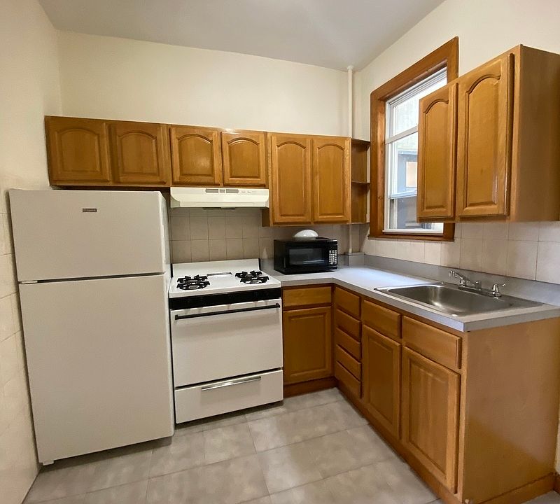 1st image of 23-11 24th Ave #2