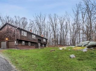 77 Cedar Hill Rd, Newtown, CT 06470