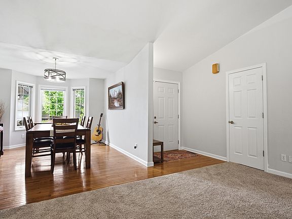 4th image of 1802 Silver Hill Dr