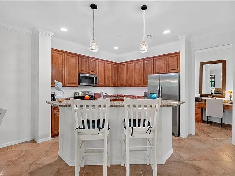 8965 Malibu Ln #802 — Photo 11