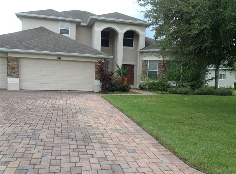 1st image of 989 Classic View Dr