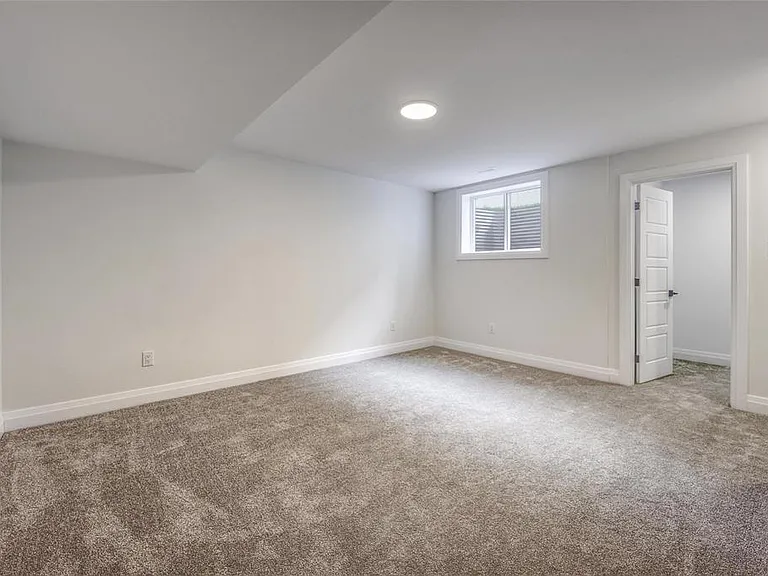184 Sandpiper Dr — Photo 23