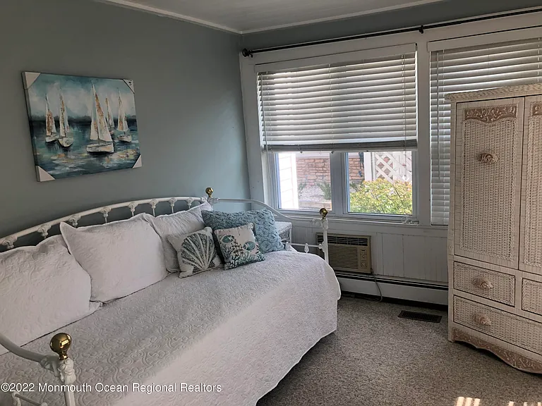 1717 River Rd — Photo 10