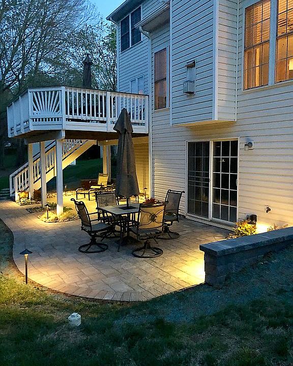 2nd image of 304 Oakleigh Ct