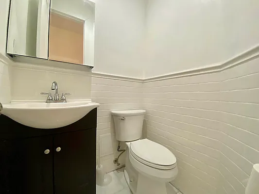 Rented by Abba Realty Associates INC | media 38