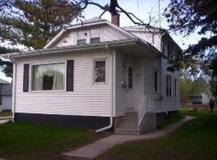 1333 S 17th St, Manitowoc, WI 54220